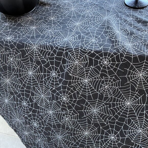Halloween Spiderweb Tablecloth - Fall Home Spooky Decor - Picture 4 of 5